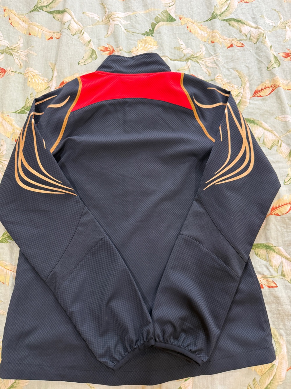 Asics jacket - Picture 9 of 12